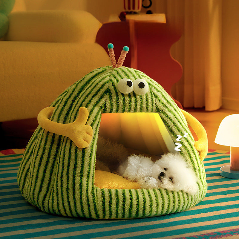 Fun-Shaped Cozy Dog Bed