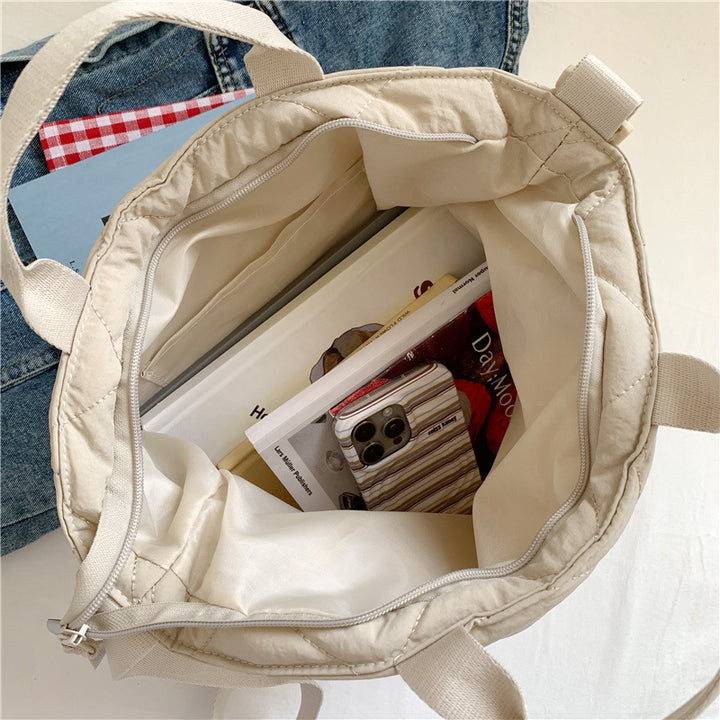 Functional and Cozy Tote Bag Bowlift