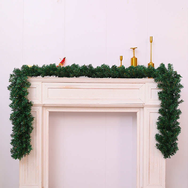Christmas wreath made of plastic Bowlift