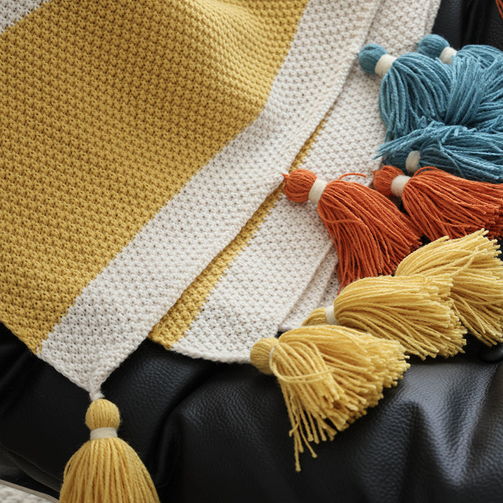 Decorative Tassel Throw Blanket