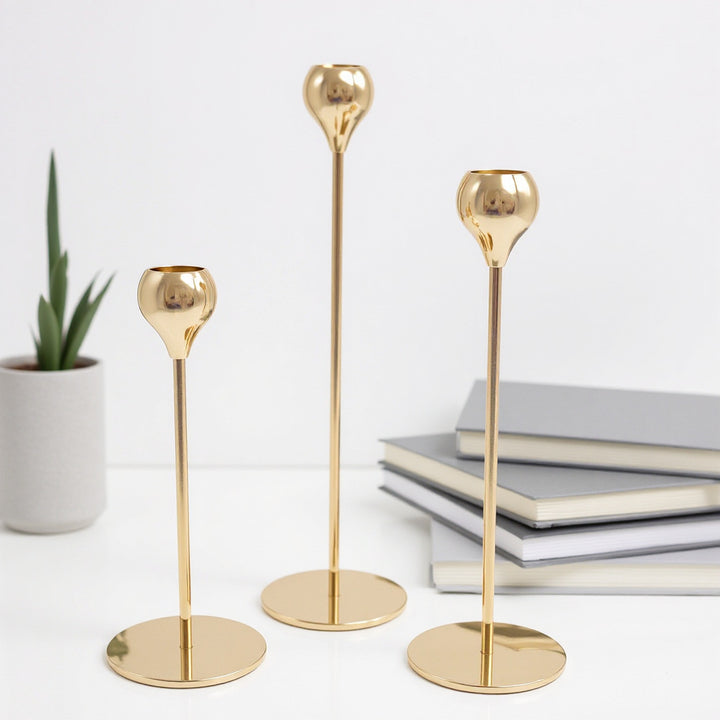 Chrome metal wig and hat display stand with weighted round base Bowlift