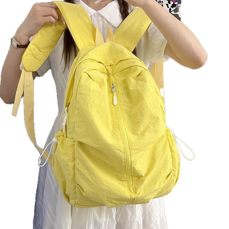 Spacious and Lightweight Backpack for Everyday Bowlift