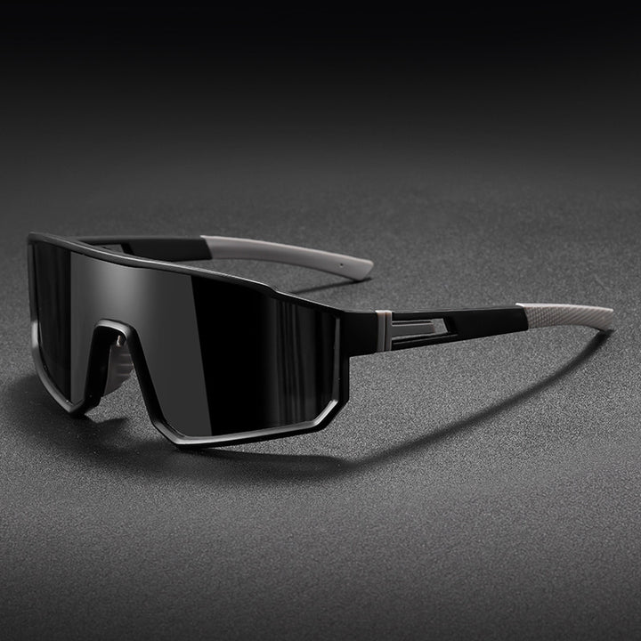 Unisex nan sporty performance sunglasses with large single lens and non-slip temples Bowlift