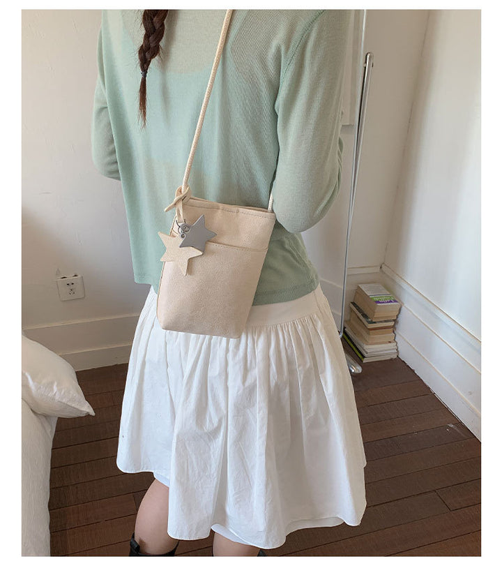 Fashionable shoulder bag with braided shoulder strap Bowlift