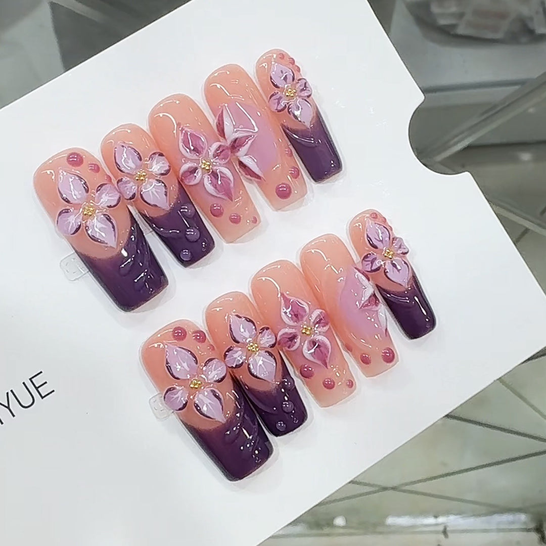 Artistic Floral Design Press-On Nails Bowlift