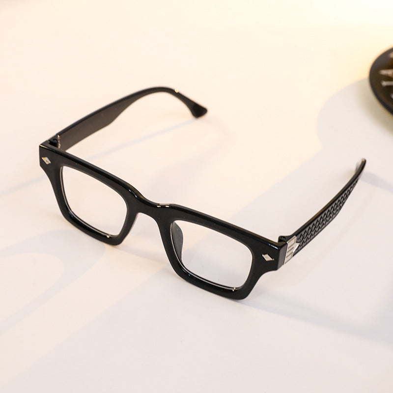 Women's fashionable reading glasses with ergonomic design Bowlift