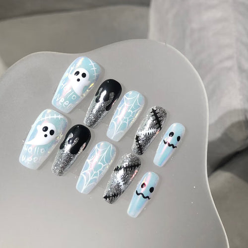 Creative Halloween-Themed Press-On Nail Art Set