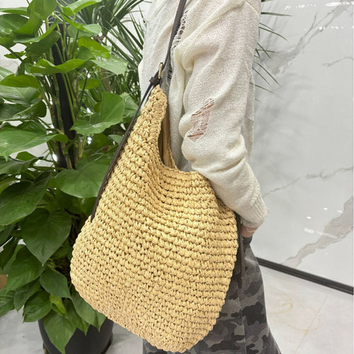 Braided Shoulder Bag Made of Natural Material with Elegant Leather Accents Bowlift