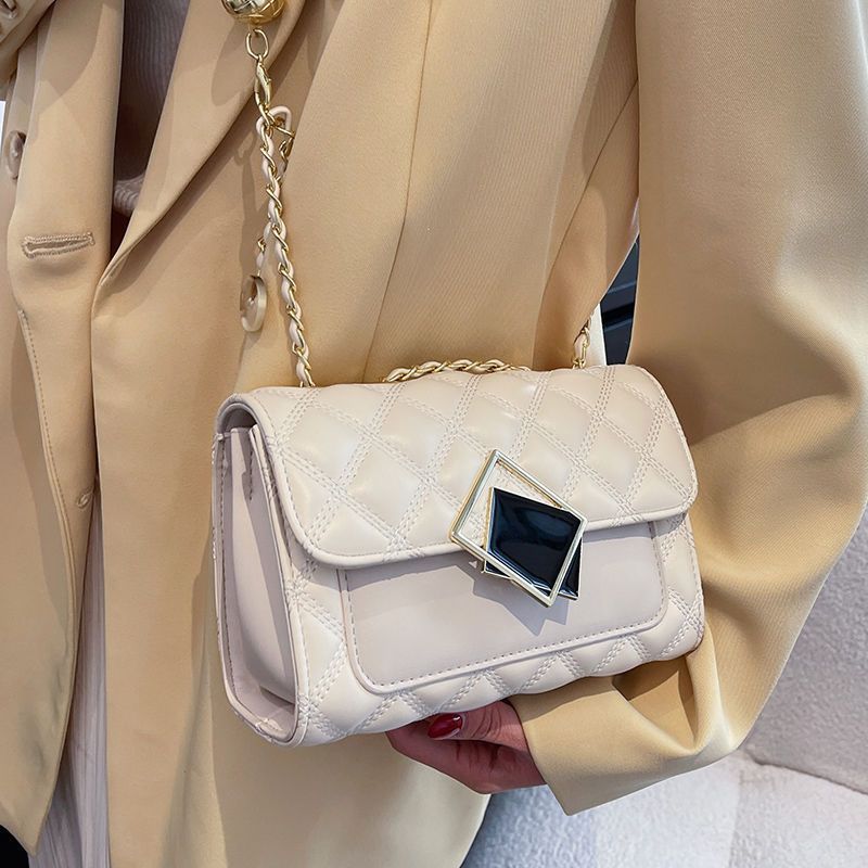 Quilted Evening Crossbody Bag Bowlift