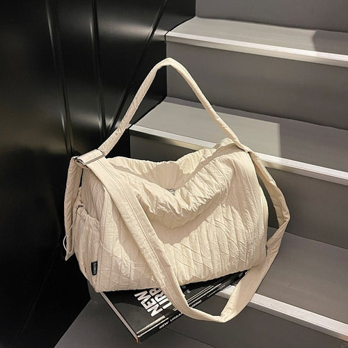 Quilted Travel Duffle Bowlift