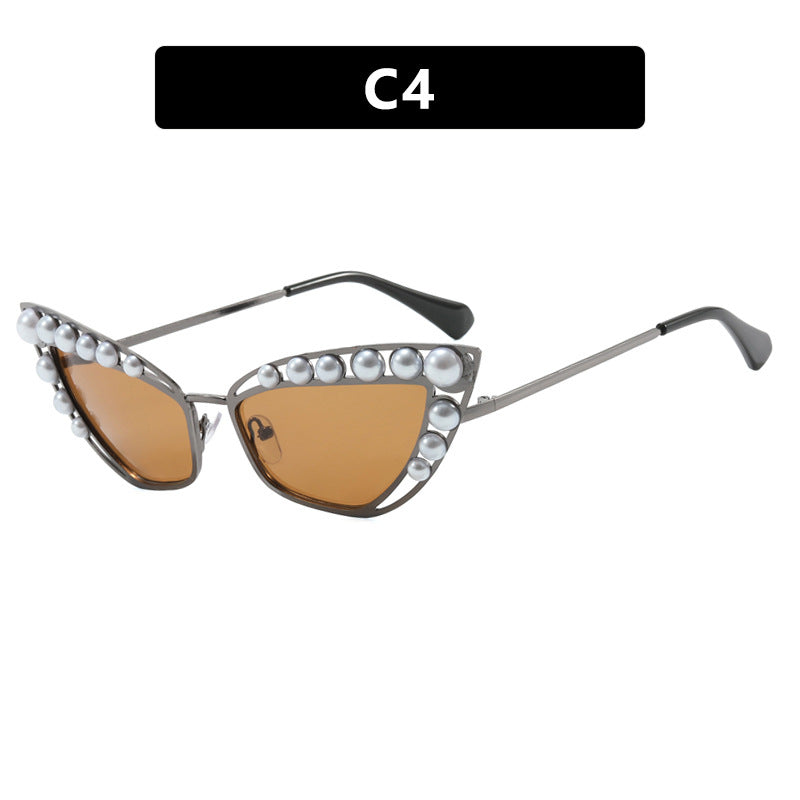 Ladies Cat-Eye Sunglasses with Exclusive Pearl Tip Frame Bowlift