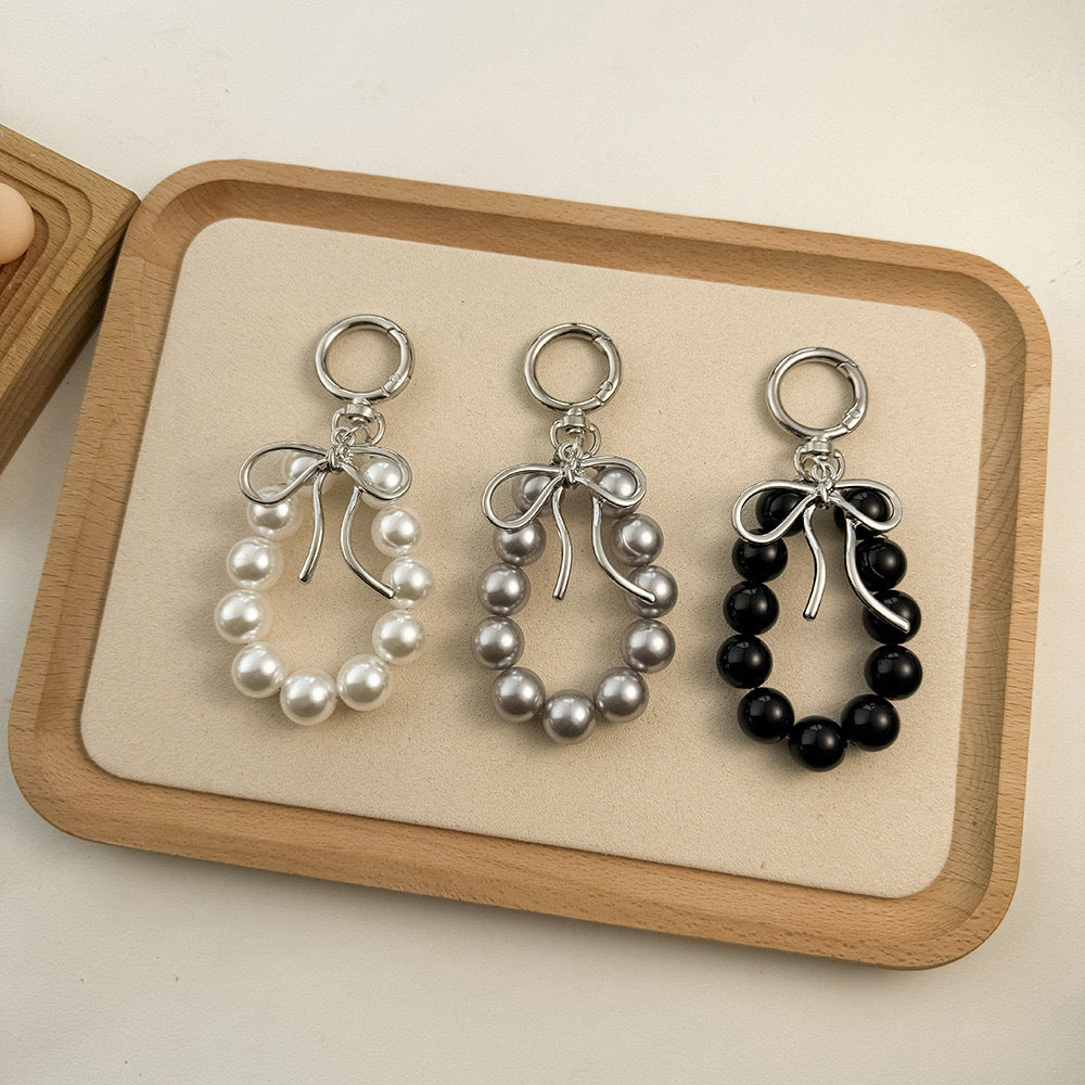 Charming Bow and Bead Keychain Bowlift