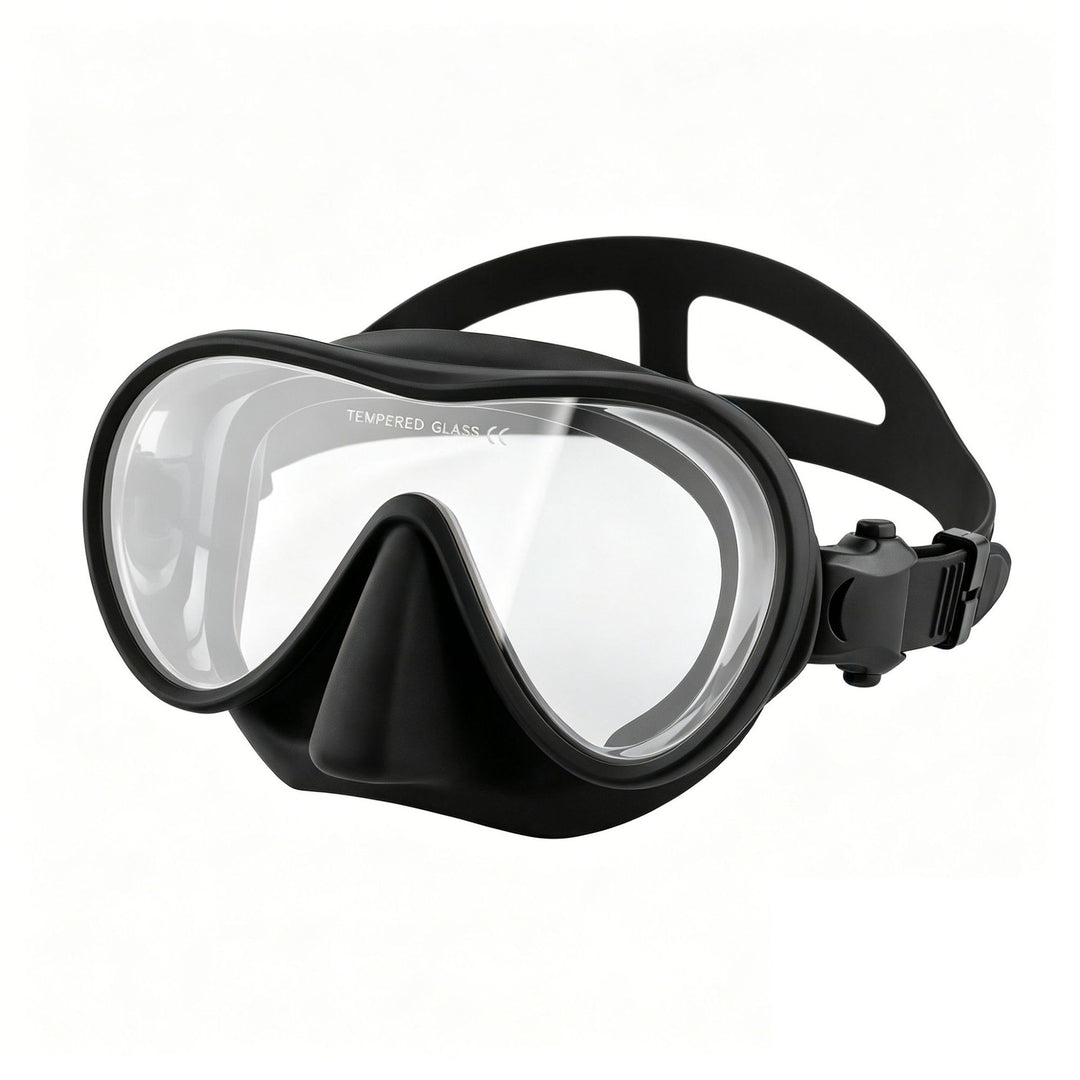 Diving mask with ergonomic design and wide field of vision Bowlift