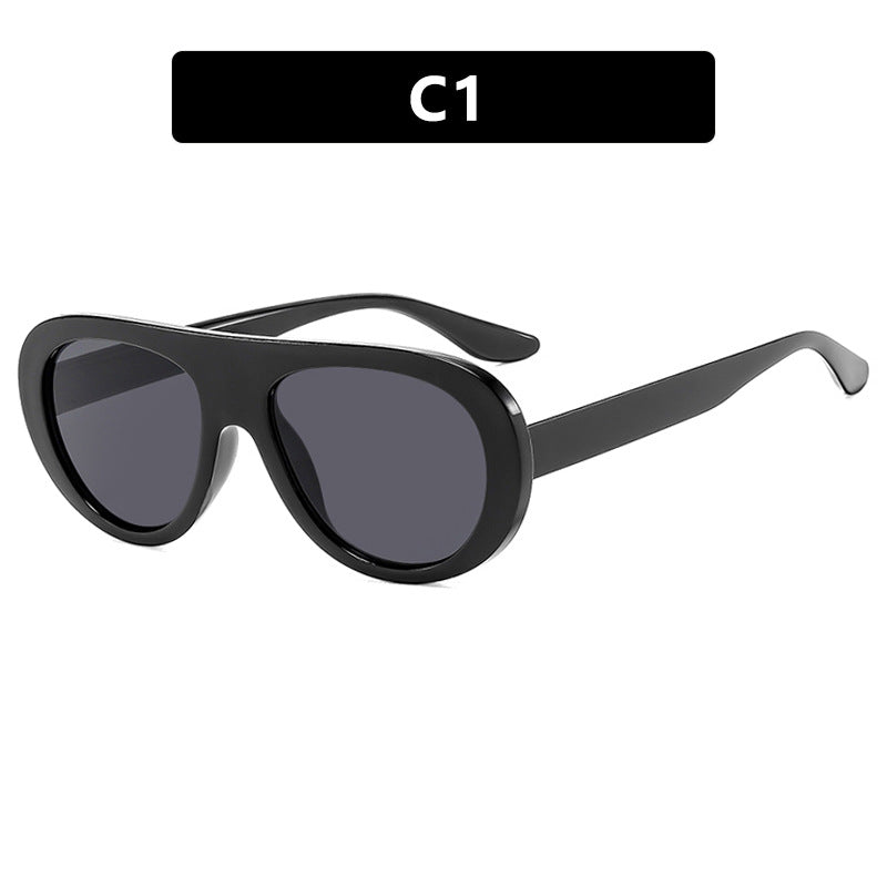 Women's fashionable oversized sunglasses with protective UV filter Bowlift