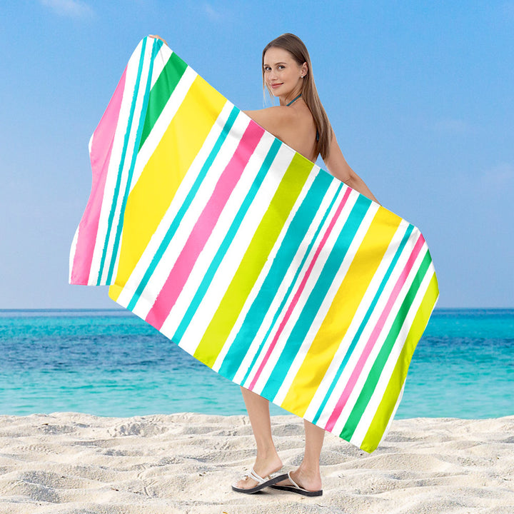 Beach towel with modern, wide stripe pattern Bowlift