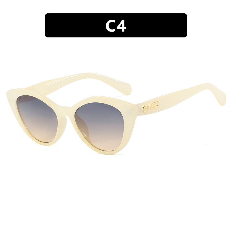 Women elegant Cat-Eye sunglasses with luxurious high-quality frame Bowlift