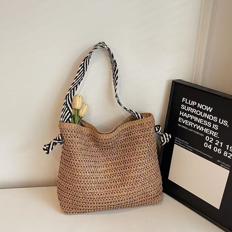 Large shopping bag with woven design Bowlift