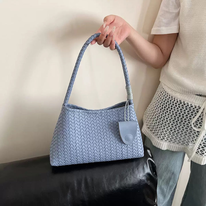 Braided Handbag Bowlift