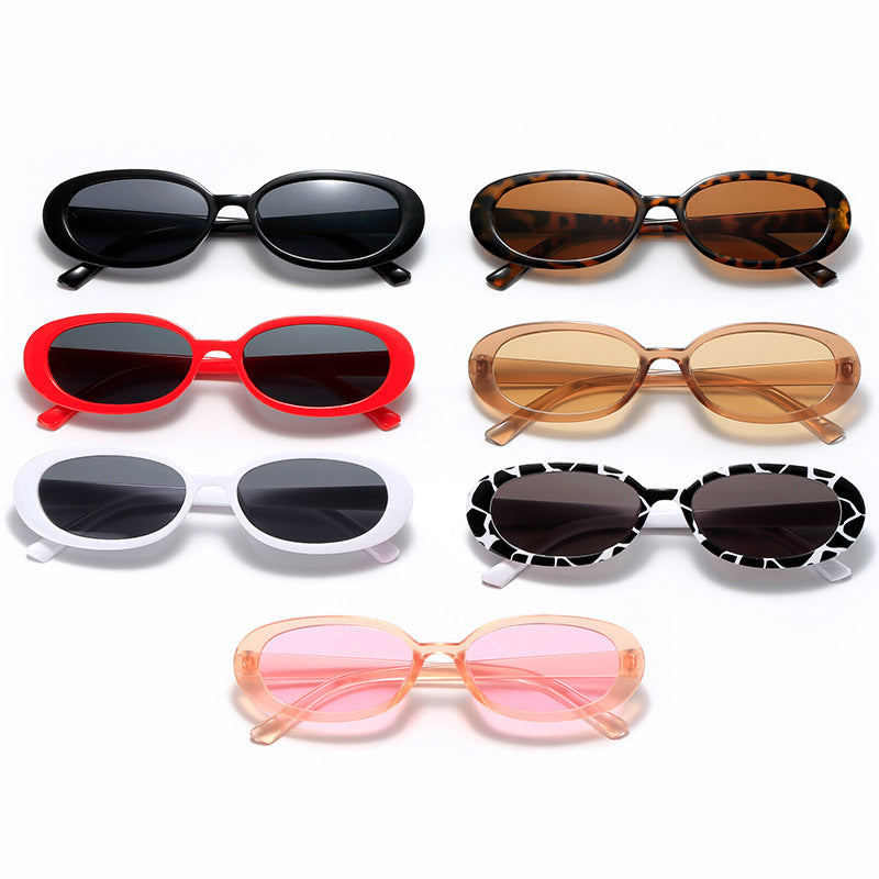 Women's sunglasses in elegant oval design with UV protection Bowlift