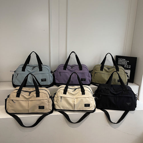 Sporty travel bag with innovative compartments Bowlift