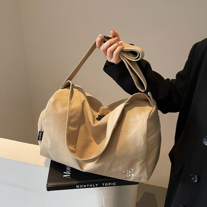 Multifunctional Leisure and Sports Bag Bowlift