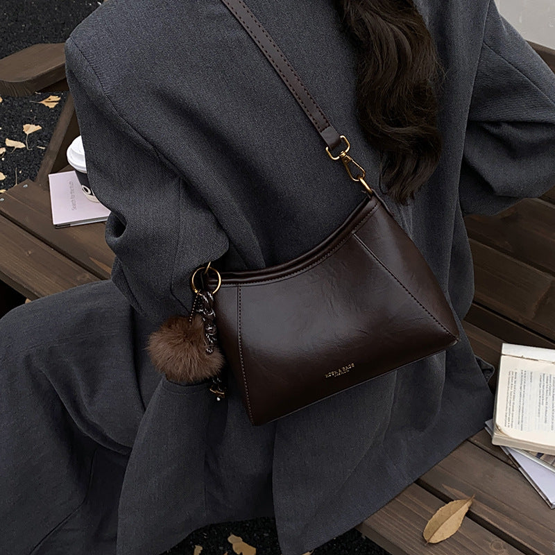 Chic Minimalist Shoulder Bag Bowlift