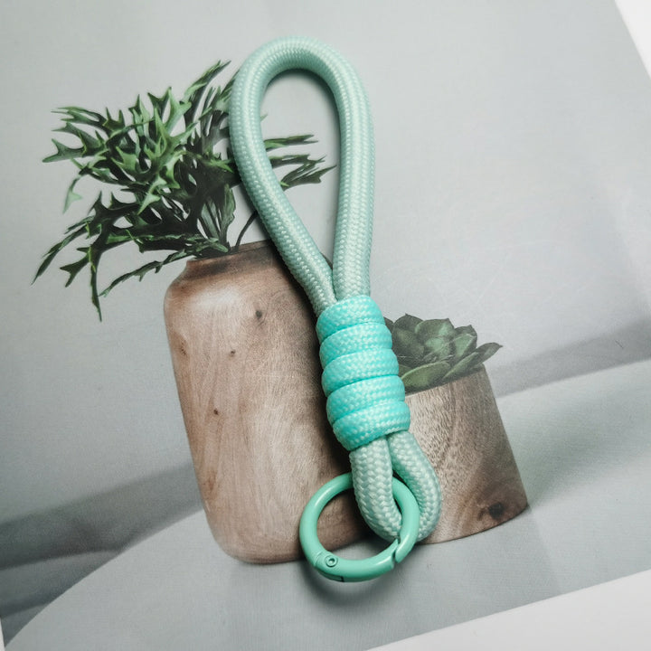 Heavy-Duty Paracord Keychain Holder Bowlift