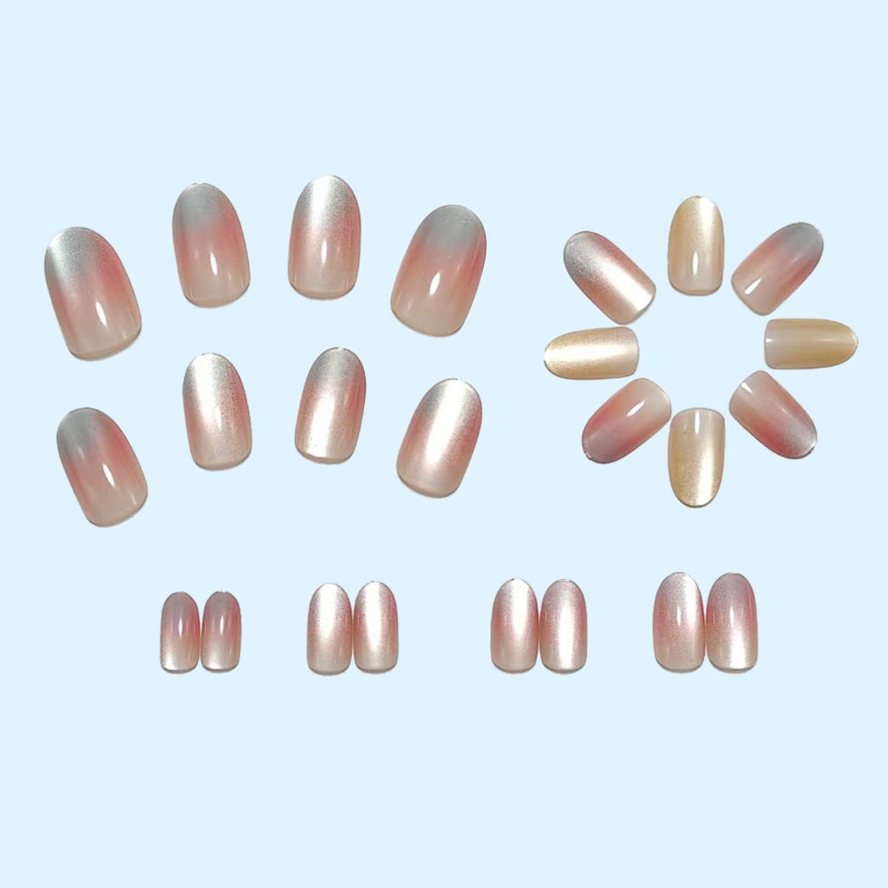 Artificial nails in elegant Ombre style Bowlift