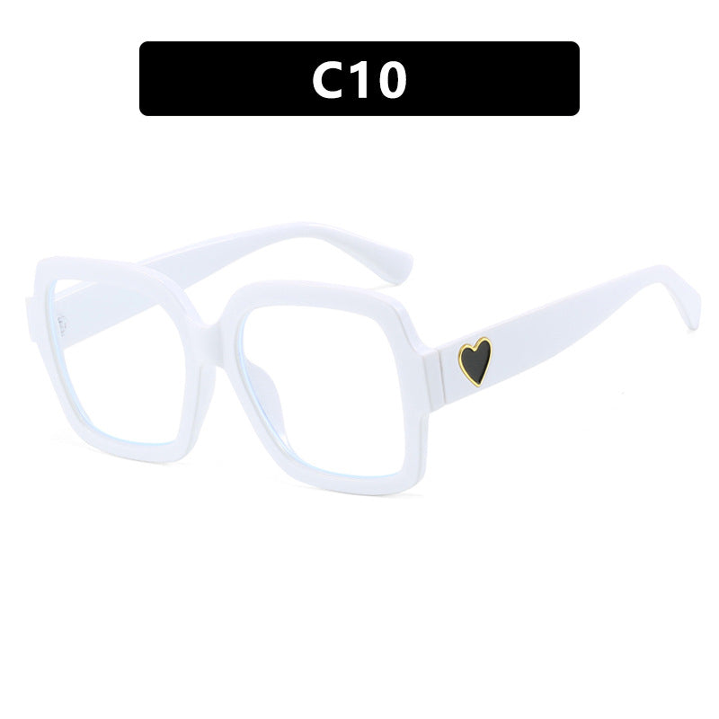 Women's square sunglasses with playful heart detail Bowlift