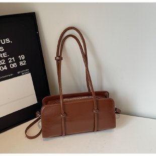 Modern Minimalist Crossbody Bag Bowlift