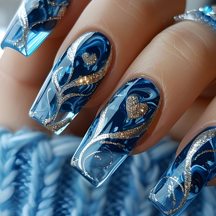 Nail art in maritime elegance design Bowlift