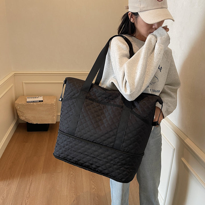 Quilted Travel Weekender Bag Bowlift