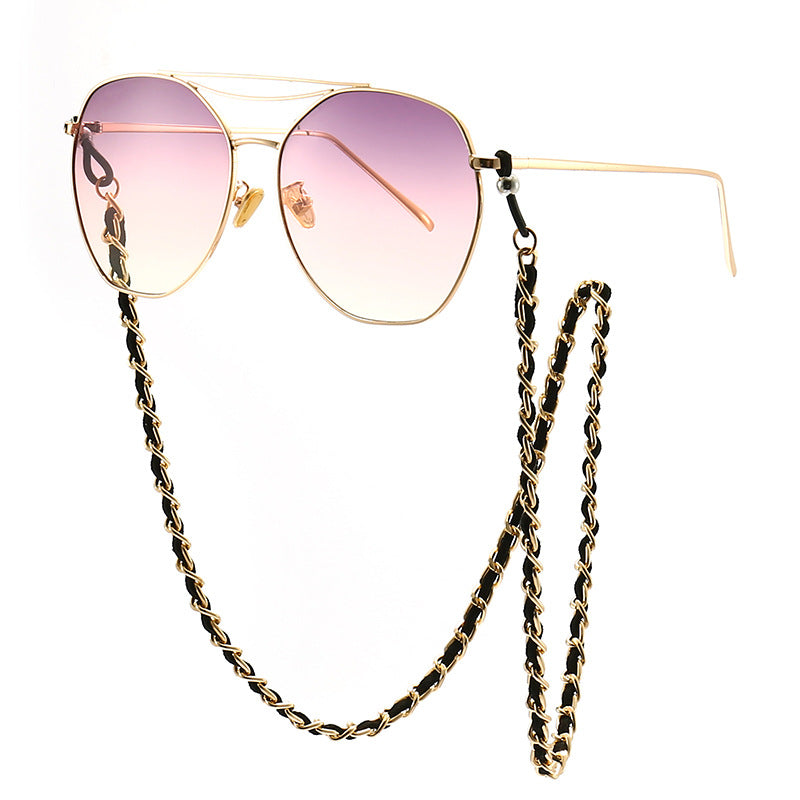 Aviator Sunglasses with Fashionable Chain Bowlift