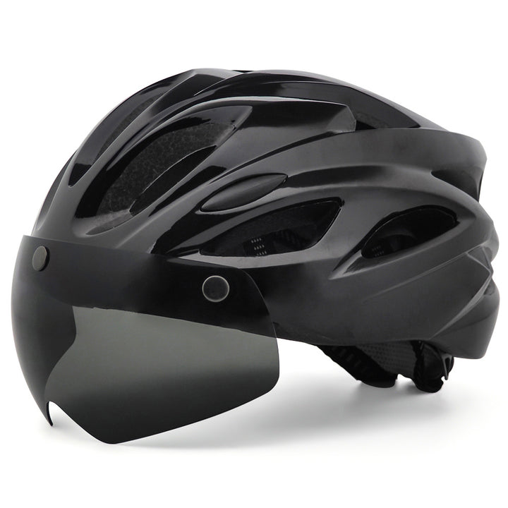 Aerodynamic Cycling Helmet with Integrated Visor Bowlift