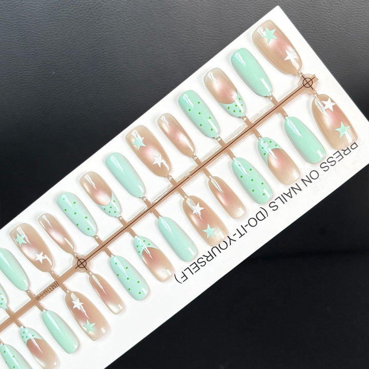 Press-On Nail Art Bowlift