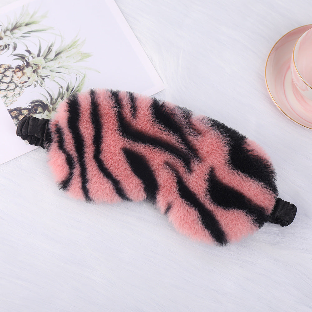 Women's luxury faux fur sleep mask with leopard print, extra soft padding and elastic comfort band Bowlift