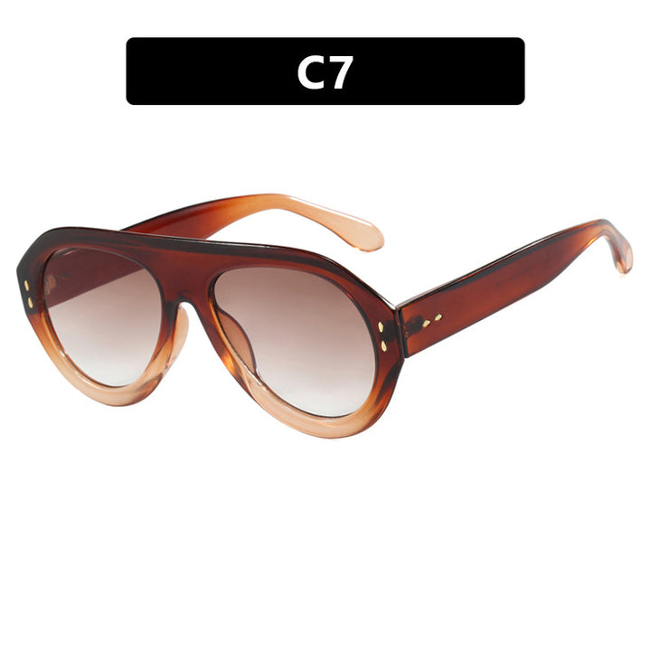 Women's fashionable sunglasses with extravagant design Bowlift