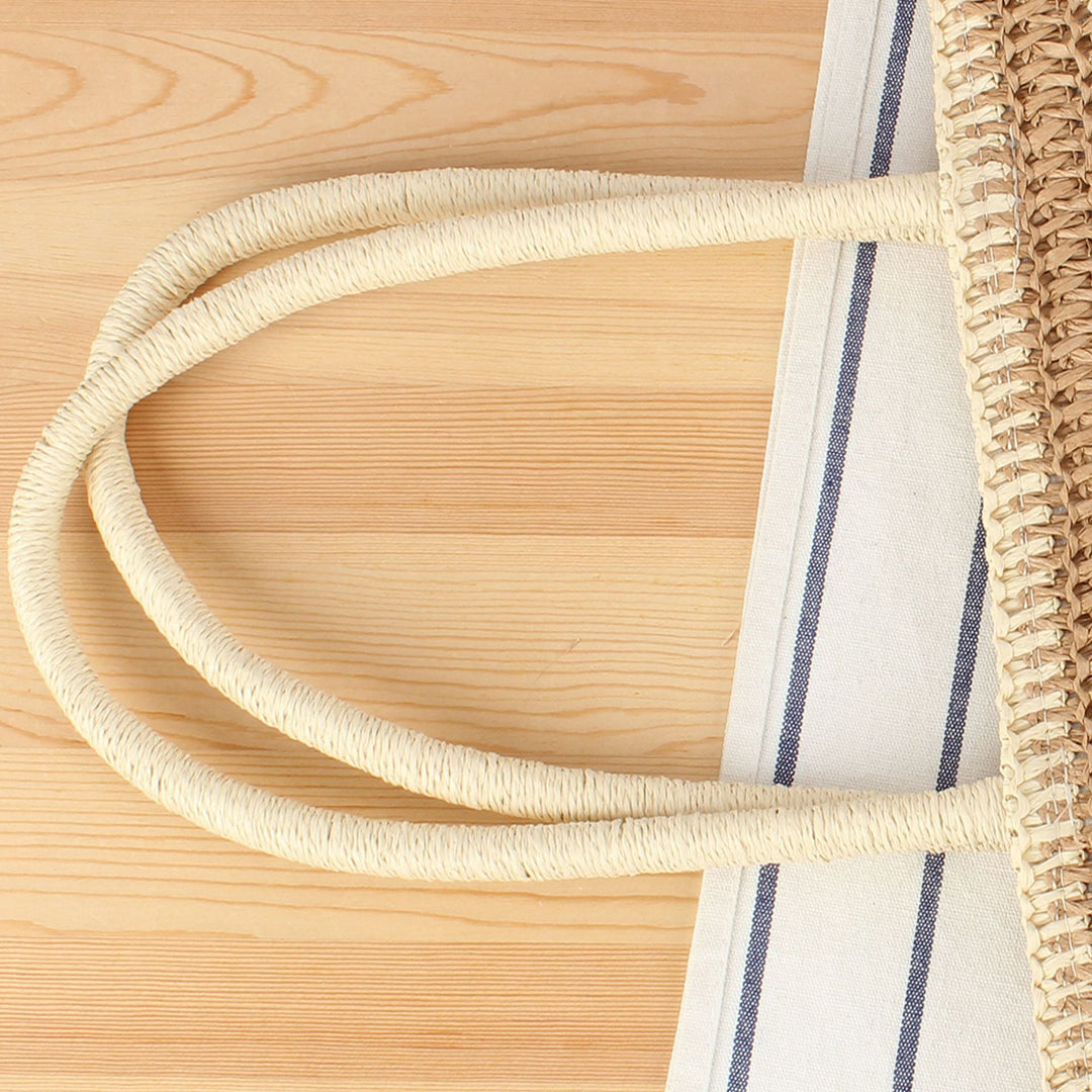Spacious Beach Shoulder Bag Made of Hand-Woven Material Bowlift