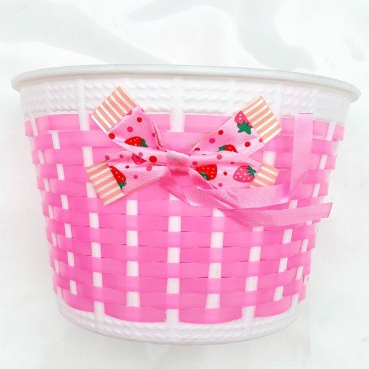 Decorative Woven Basket Bowlift