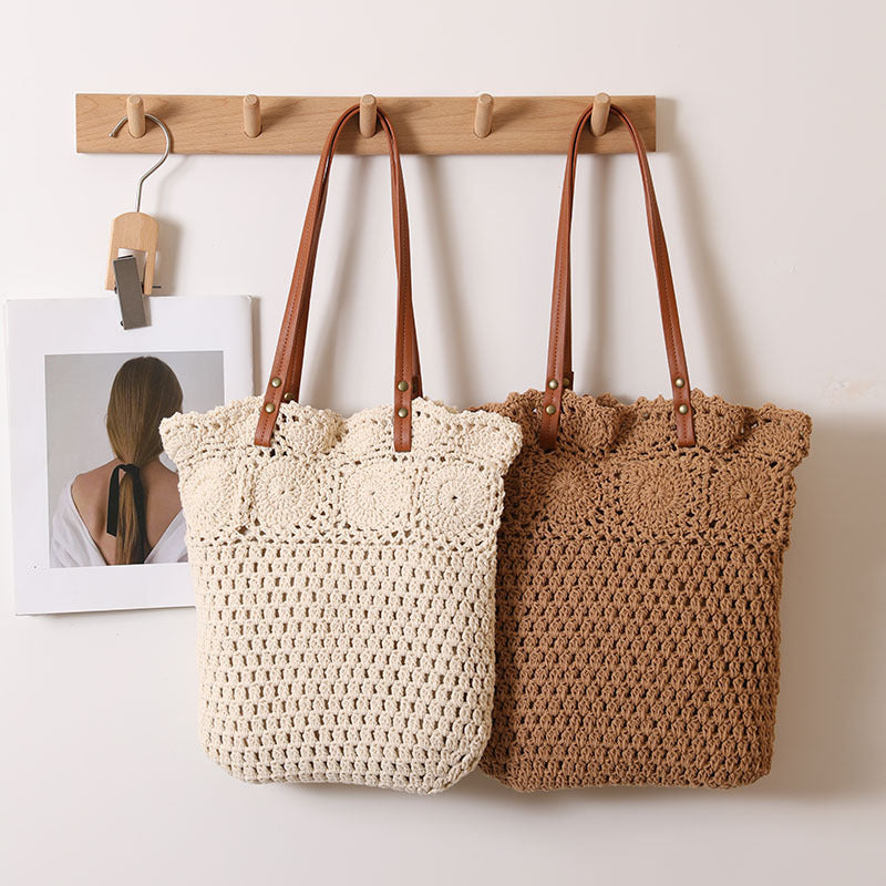 Crochet handbag Bowlift