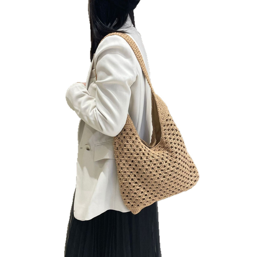 Hand-knotted shoulder bag in modern net design Bowlift