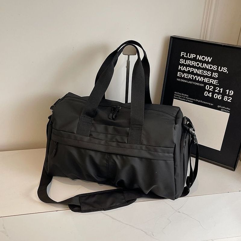 Multi-Functional Gym Duffel Bag Bowlift