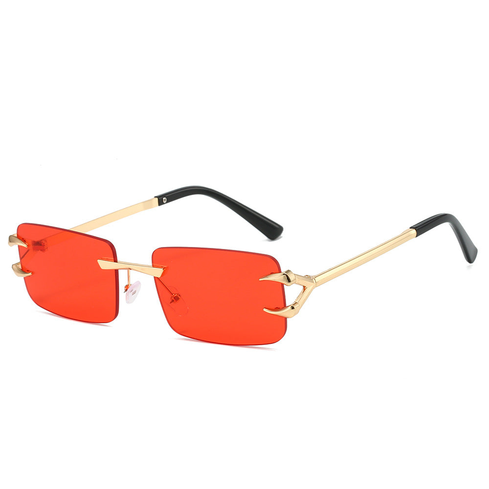 Women's futuristic sunglasses with innovative frame and weather-resistant lenses Bowlift