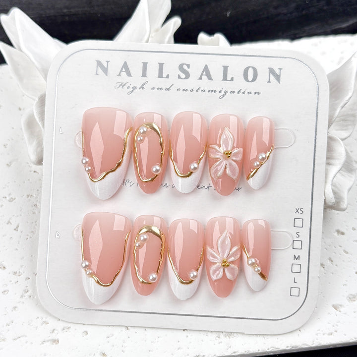 Floral-Embellished Press-On Nail Set 1790745708