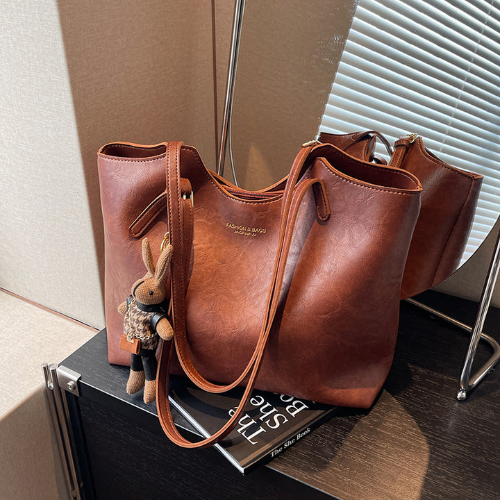 Elegant Leather Tote Bowlift