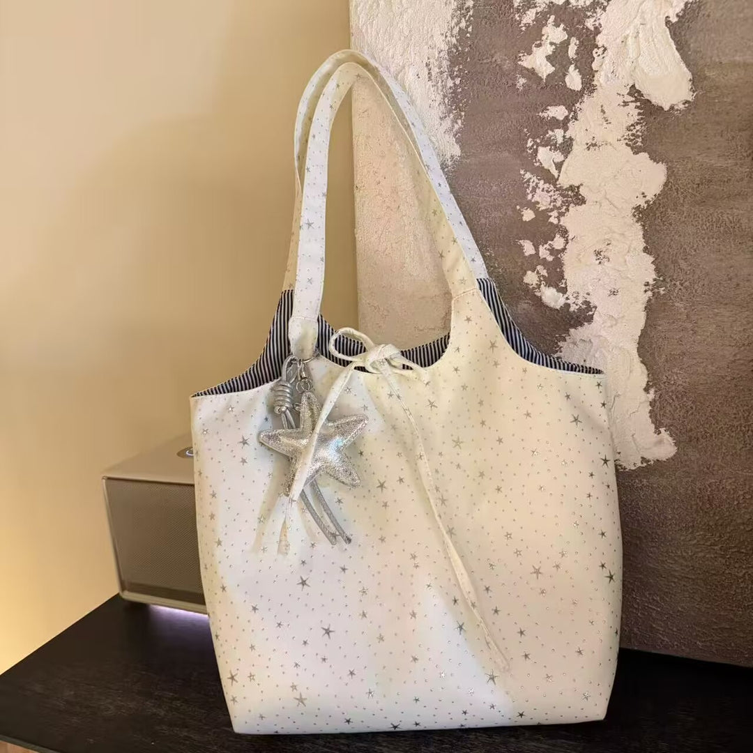 Tote bag with playful star pattern Bowlift