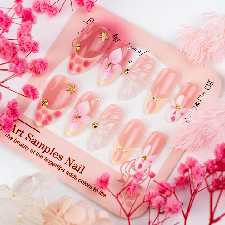 Artificial nail set with elegant rose and gold embellishments Bowlift
