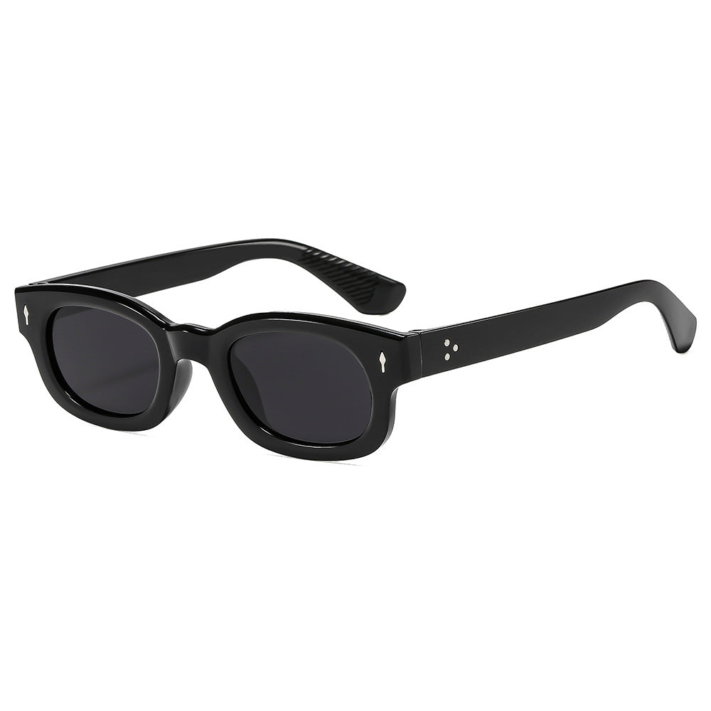 Ladies fashionable sunglasses in trendy square tube design Bowlift