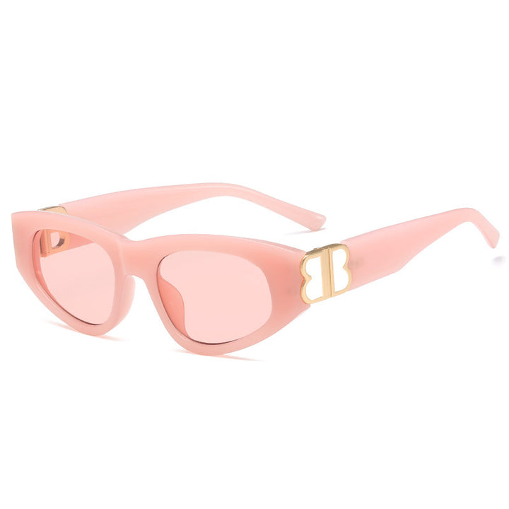 Women Cat-Eye Sunglasses with elegant plastic and luxurious metal details Bowlift