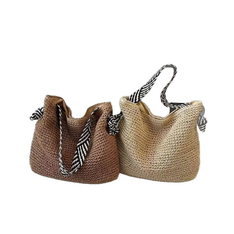 Handmade crochet shoulder bag Bowlift